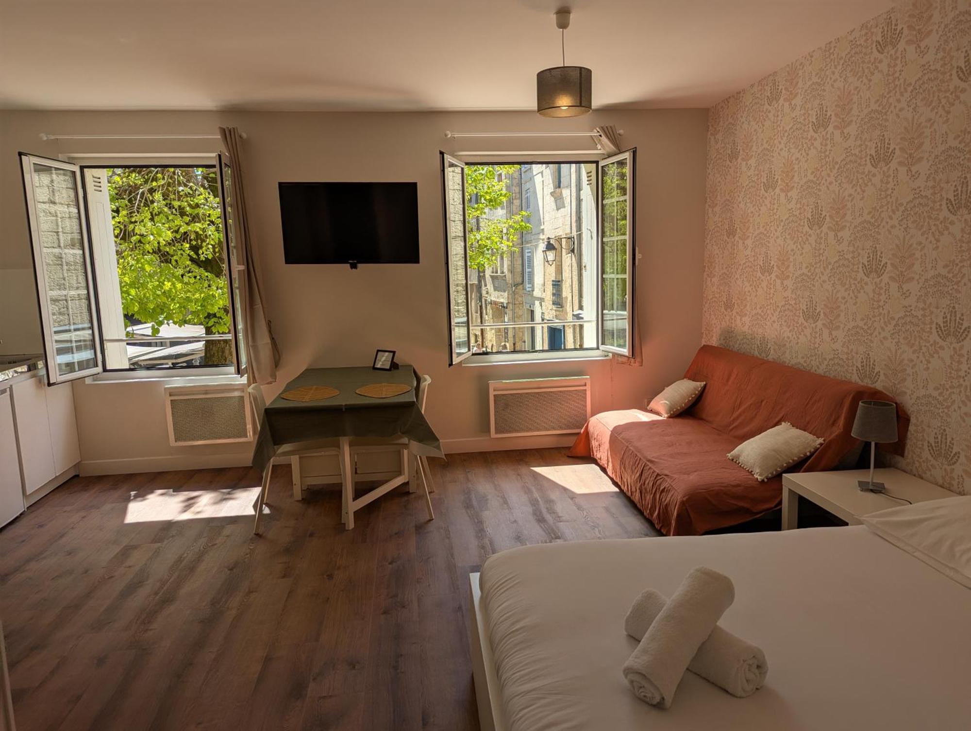 Studios Du Marche Au Bois Périgueux Eksteriør bilde